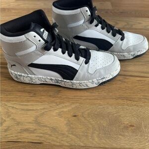 Puma Kids High-Top Sneakers - White and Black